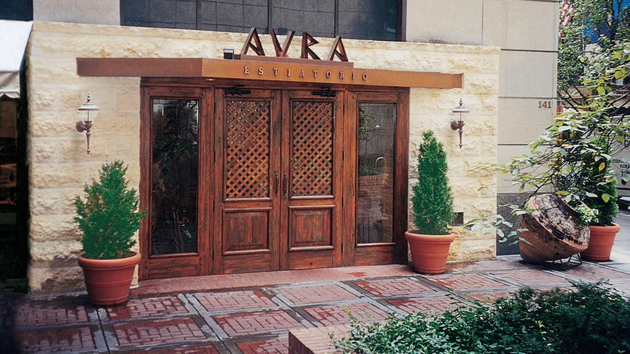 Avra Restaurant. Manhattan, NY (2002)