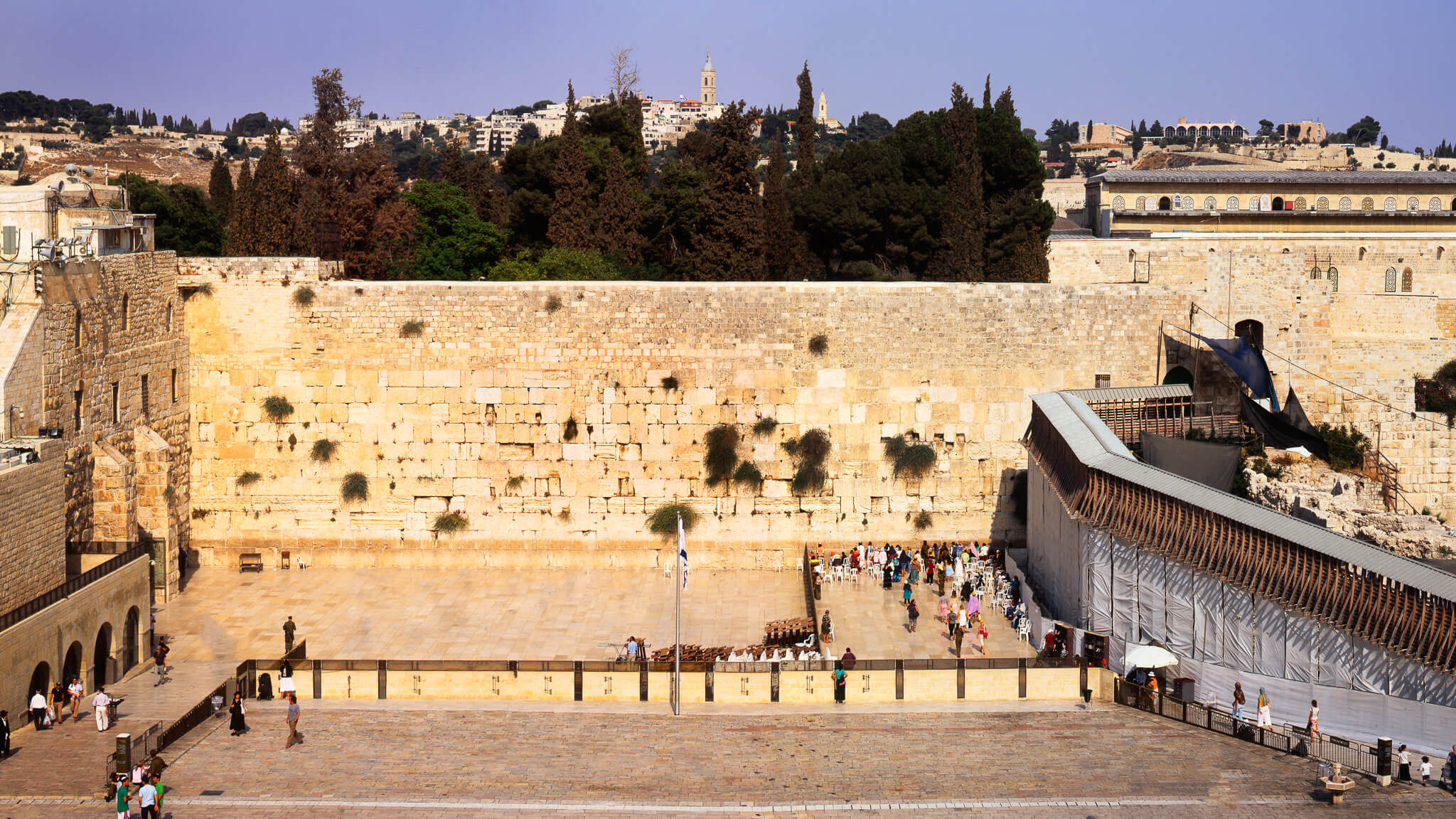 The Western Wall Plaza. Jerusalem (1967 / 2004)